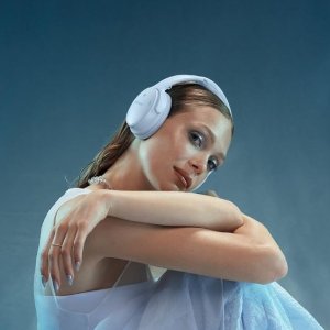 Bose QuietComfort wireless headphones